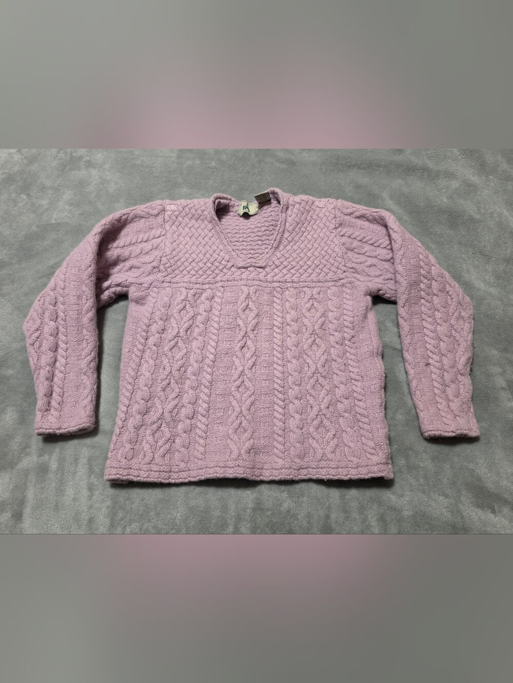 Vintage EMS Lavender Lambswool Cable Knit V-Neck Sweater Small